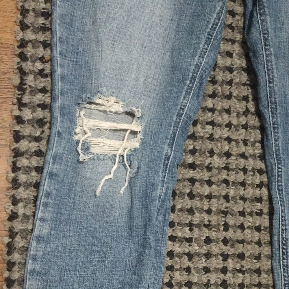 Eunina Distressed Skinny Jeans in Blue - Picture 7 of 13